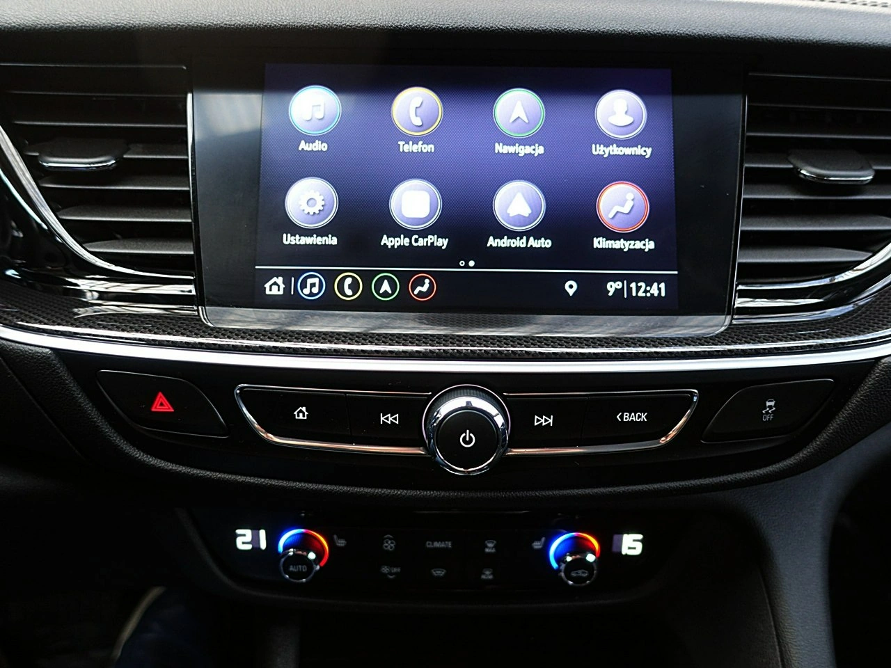 Opel Insignia - Zdjęcie 19