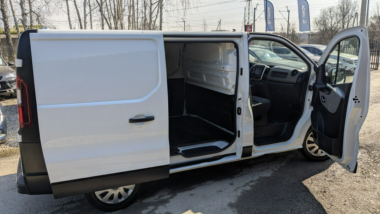 Renault Trafic - Zdjęcie 11
