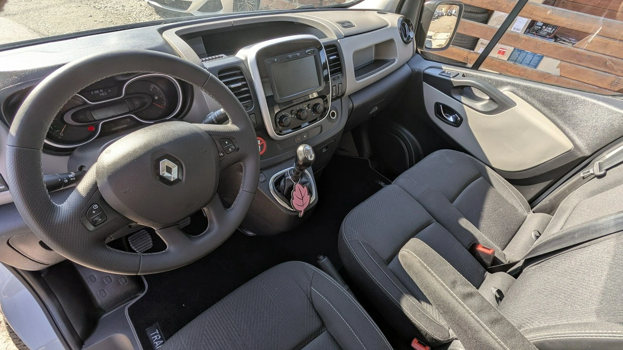 Renault Trafic - Zdjęcie 14