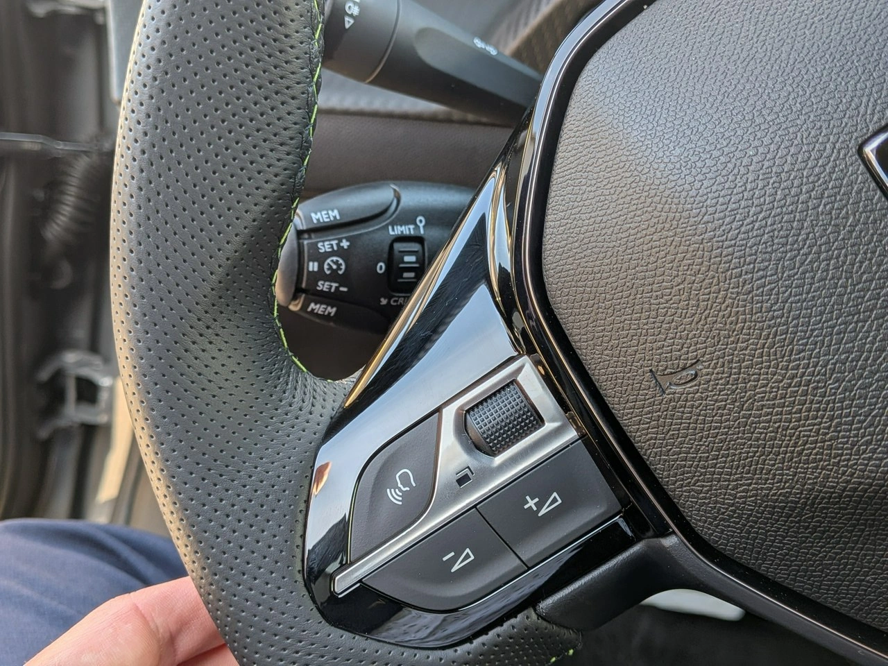 Peugeot 2008 - Zdjęcie 11