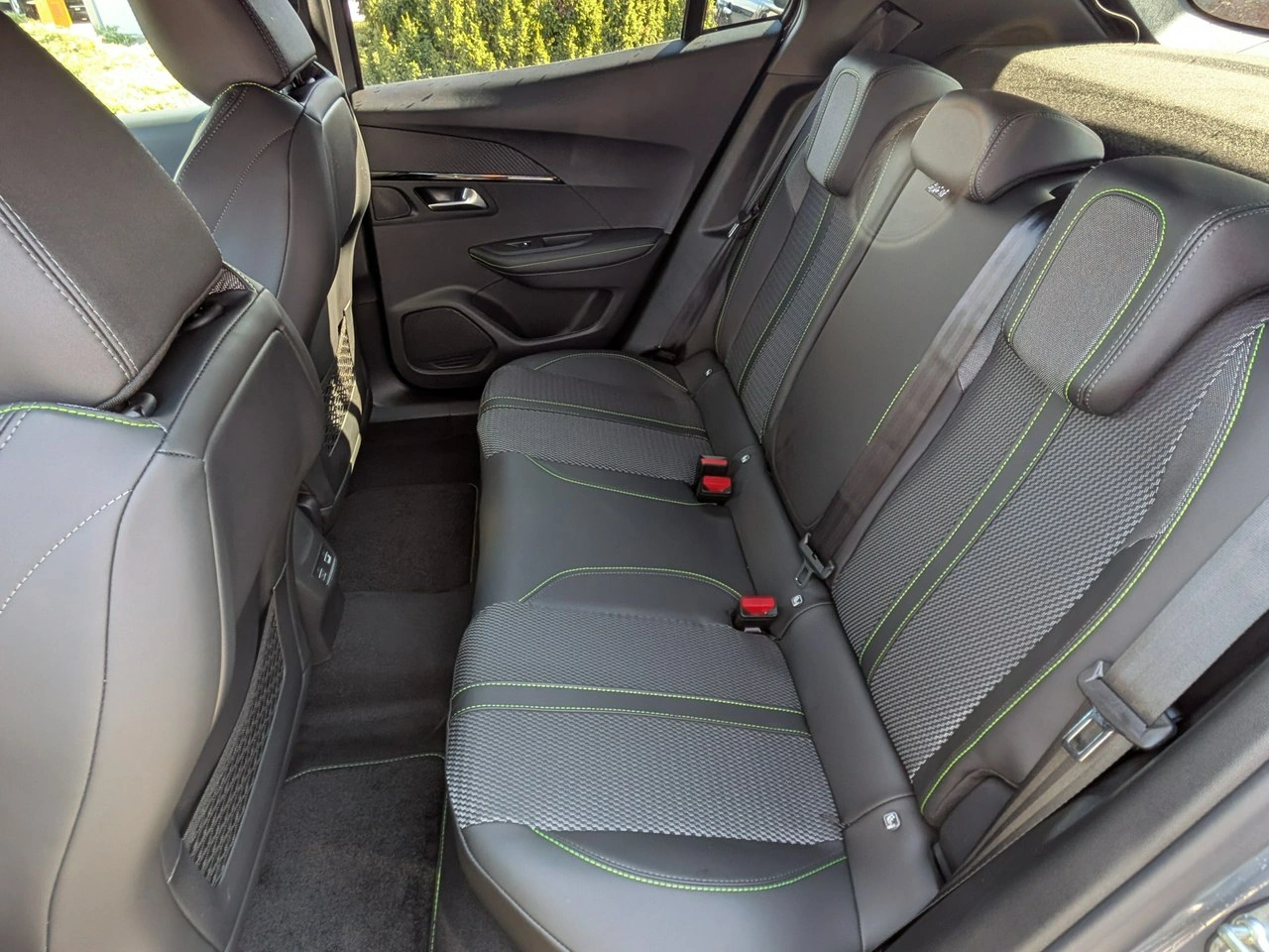 Peugeot 2008 - Zdjęcie 19