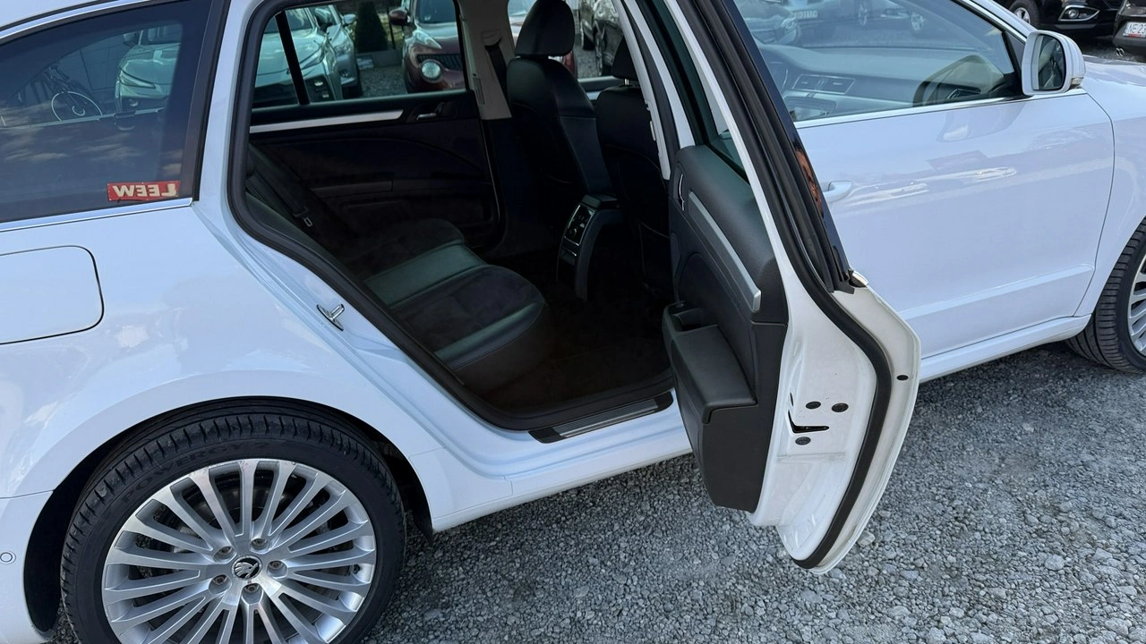 Skoda Superb - Zdjęcie 19