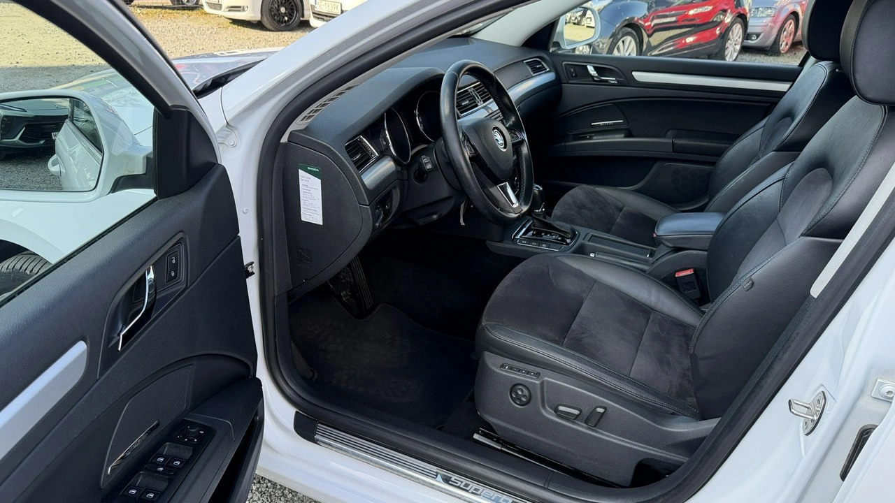 Skoda Superb - Zdjęcie 22