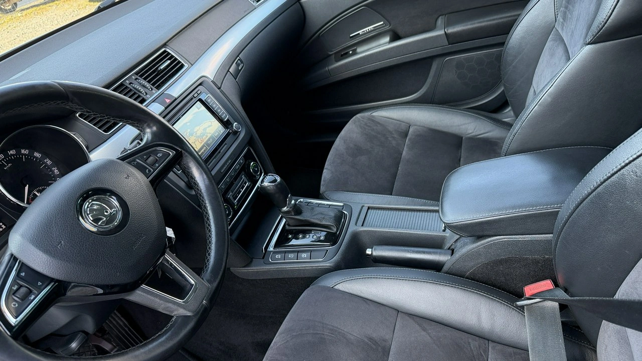 Skoda Superb - Zdjęcie 25