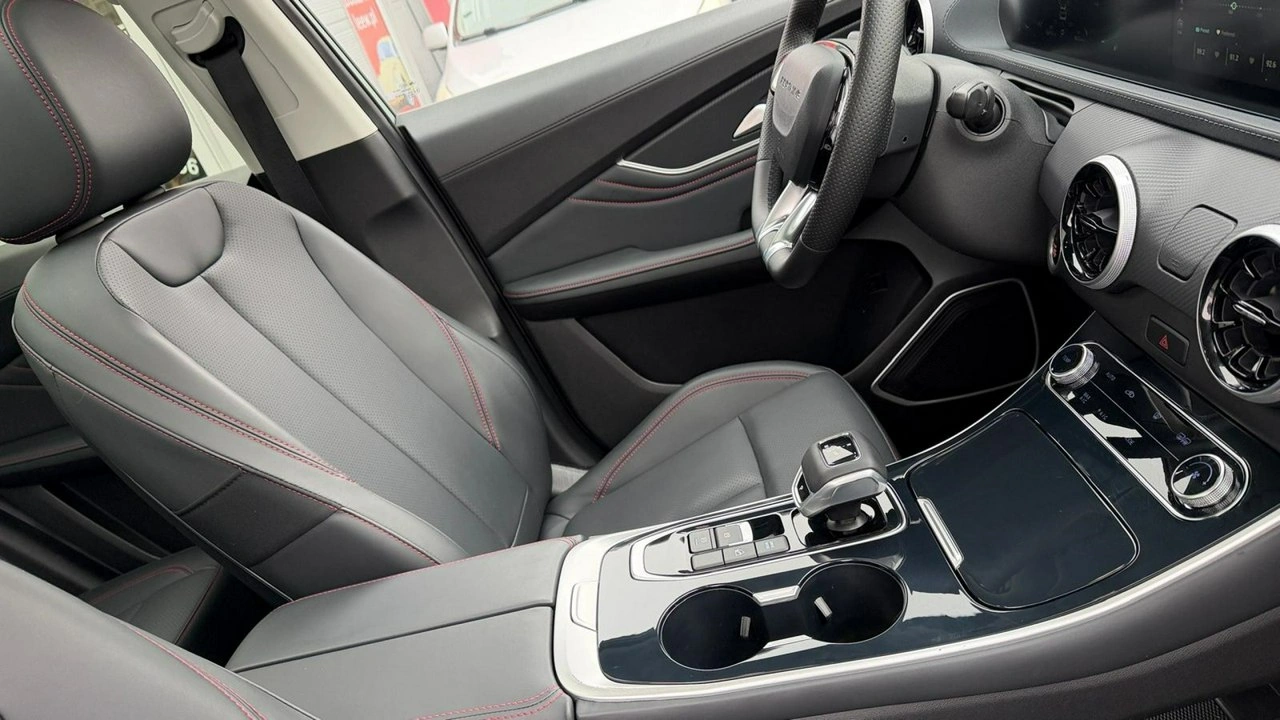 Forthing T5 EVO - Zdjęcie 15