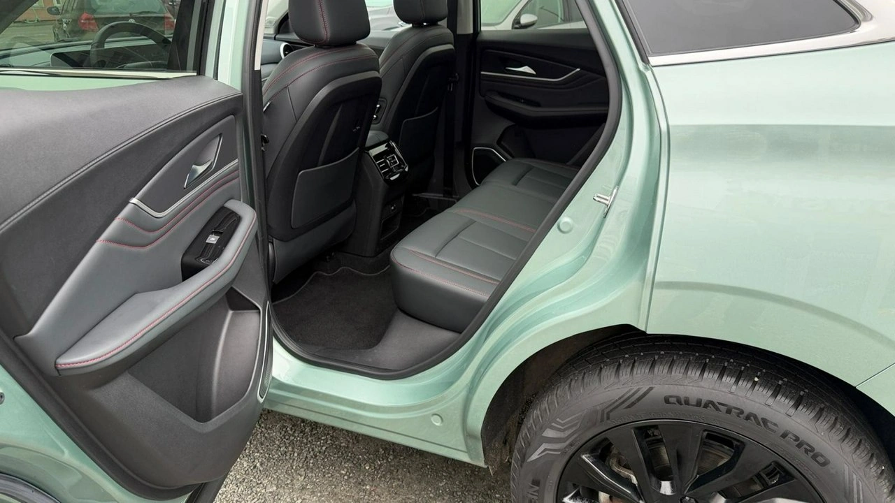 Forthing T5 EVO - Zdjęcie 20