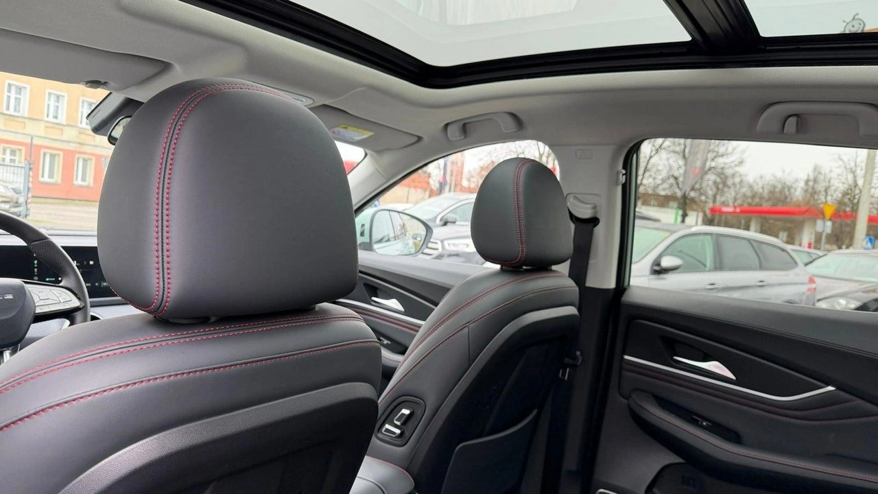 Forthing T5 EVO - Zdjęcie 22