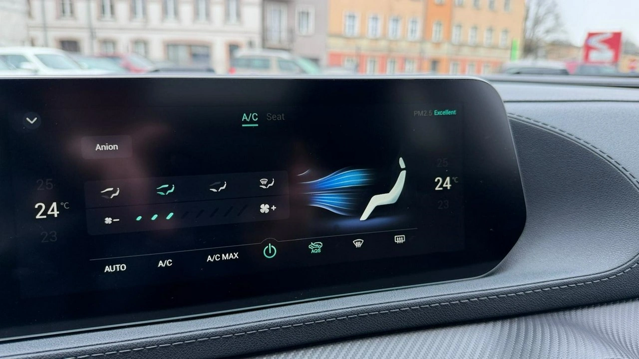 Forthing T5 EVO - Zdjęcie 27