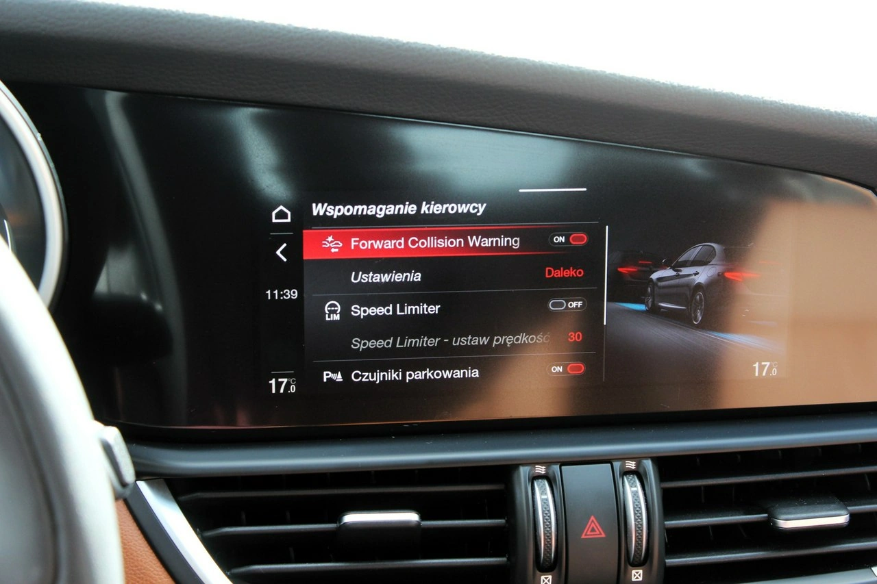 Alfa Romeo Giulia - Zdjęcie 26