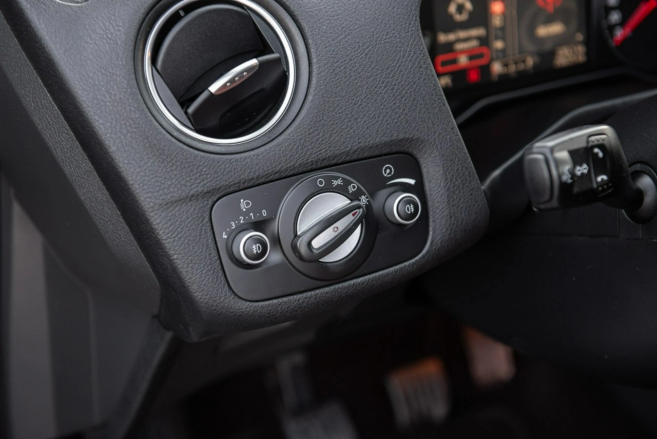 Ford Mondeo - Zdjęcie 23