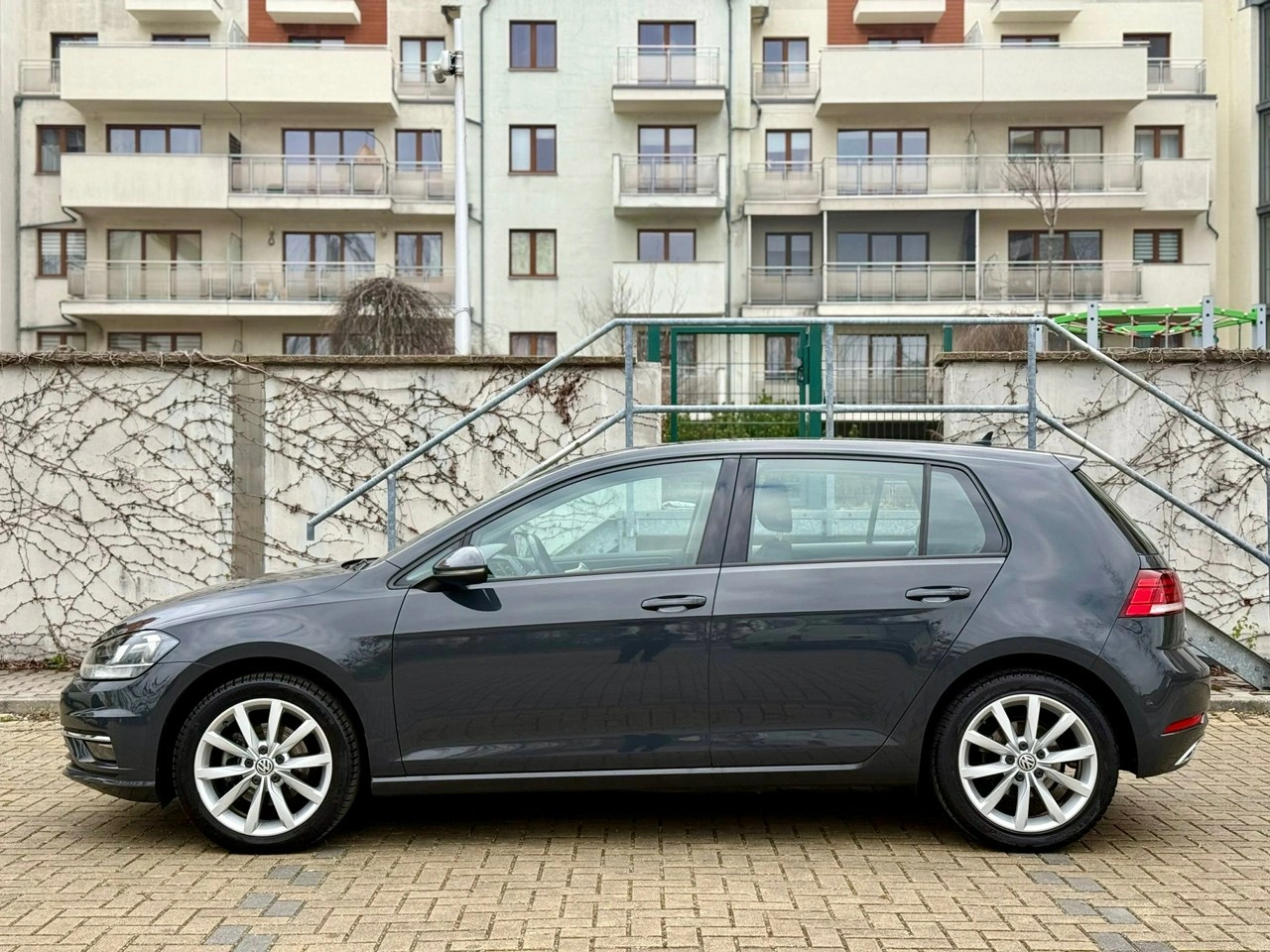 Volkswagen Golf - Zdjęcie 12