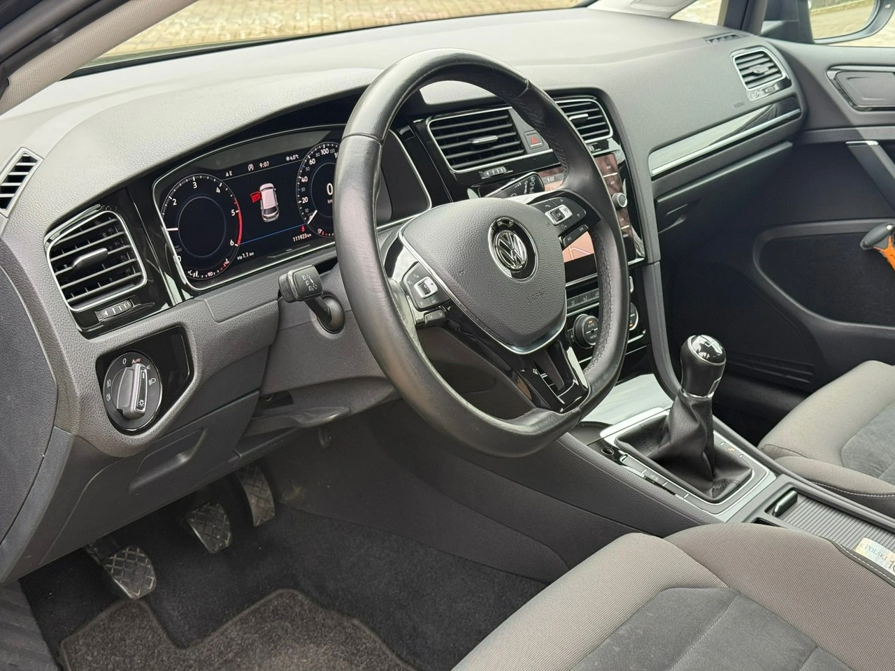 Volkswagen Golf - Zdjęcie 15