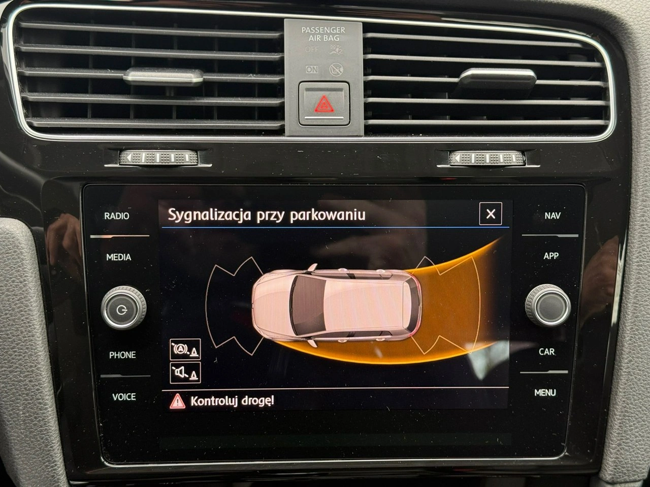 Volkswagen Golf - Zdjęcie 26