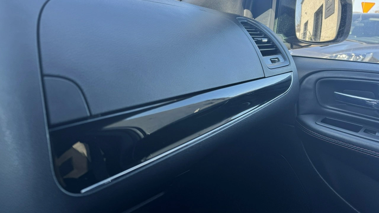 Dodge Grand Caravan - Zdjęcie 10