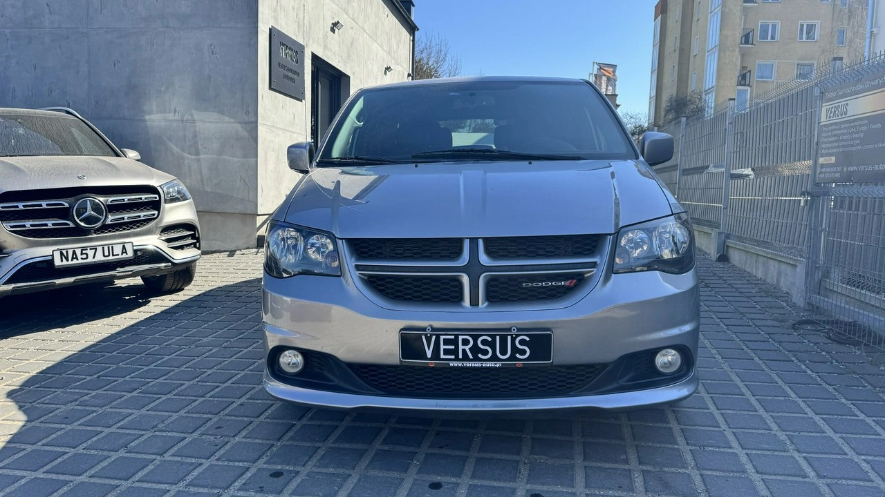 Dodge Grand Caravan - Zdjęcie 1