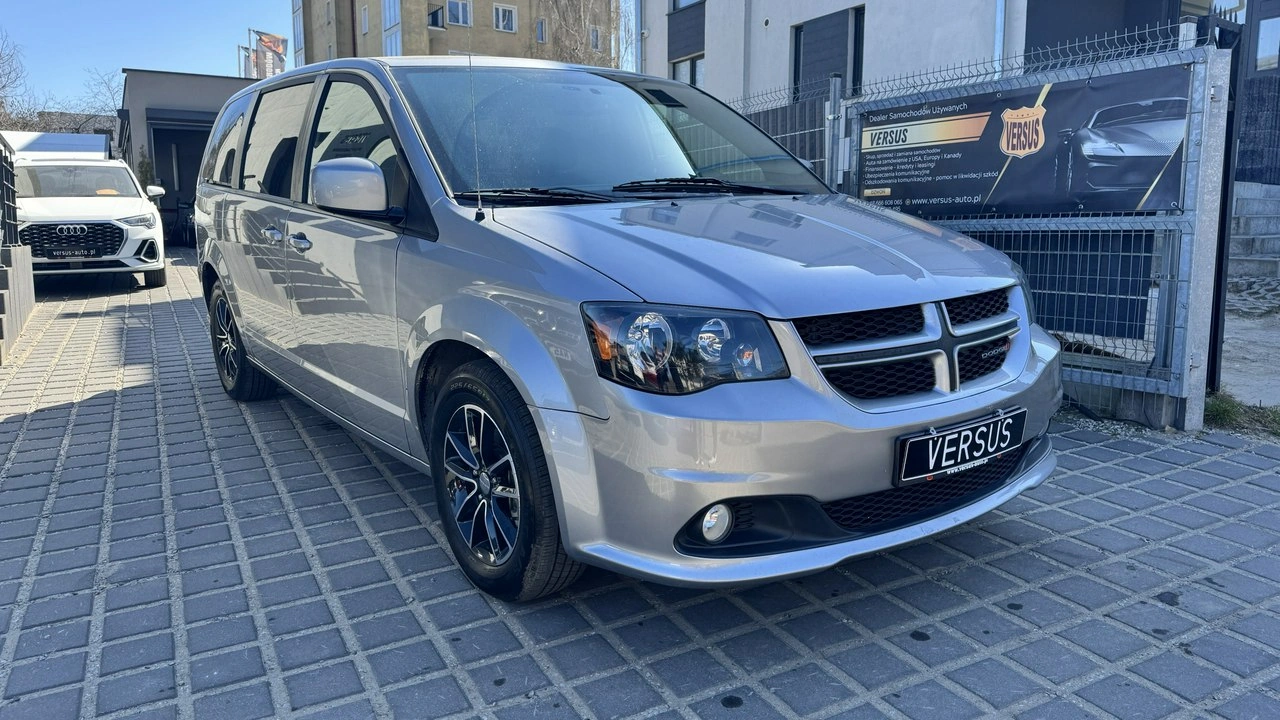 Dodge Grand Caravan - Zdjęcie 2