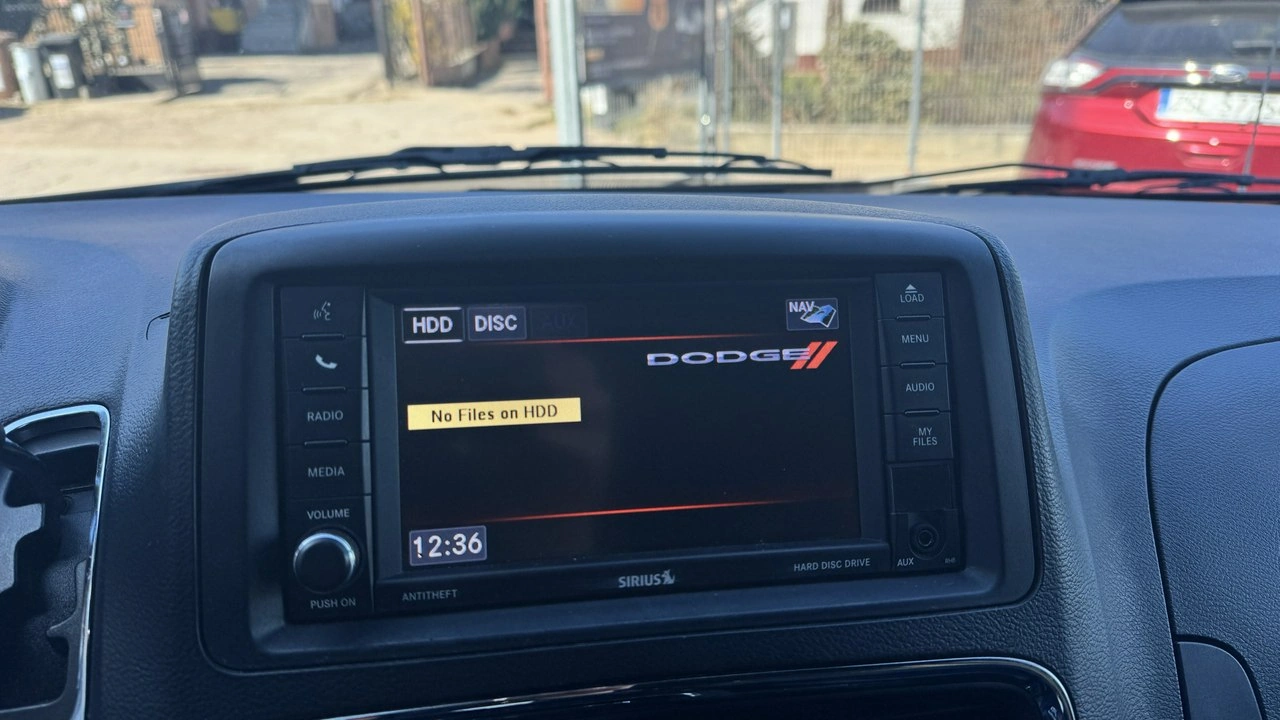 Dodge Grand Caravan - Zdjęcie 31