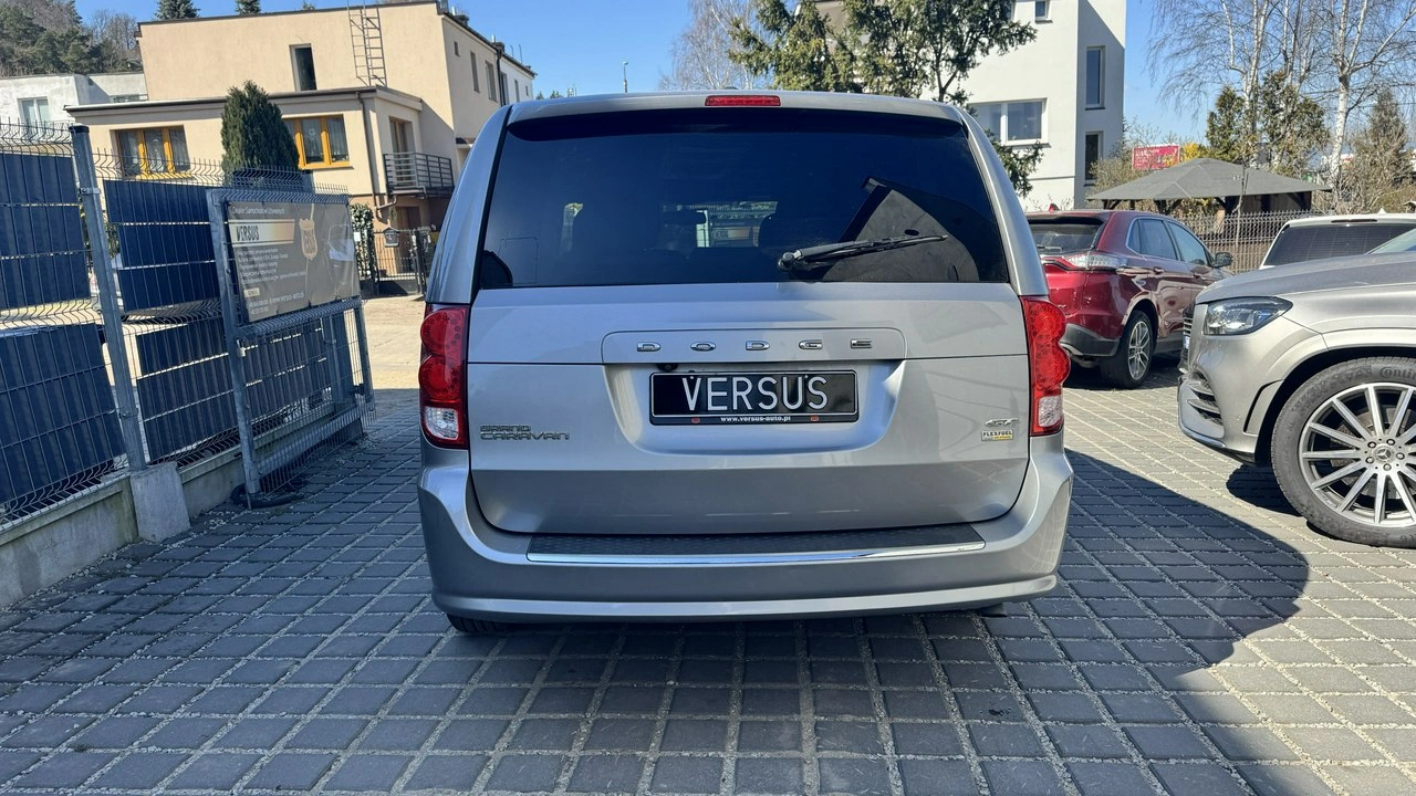 Dodge Grand Caravan - Zdjęcie 3