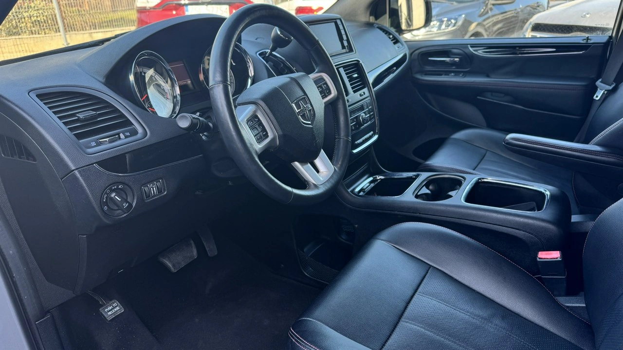 Dodge Grand Caravan - Zdjęcie 5