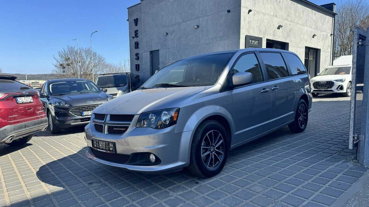 Dodge Grand Caravan - Główne zdjęcie