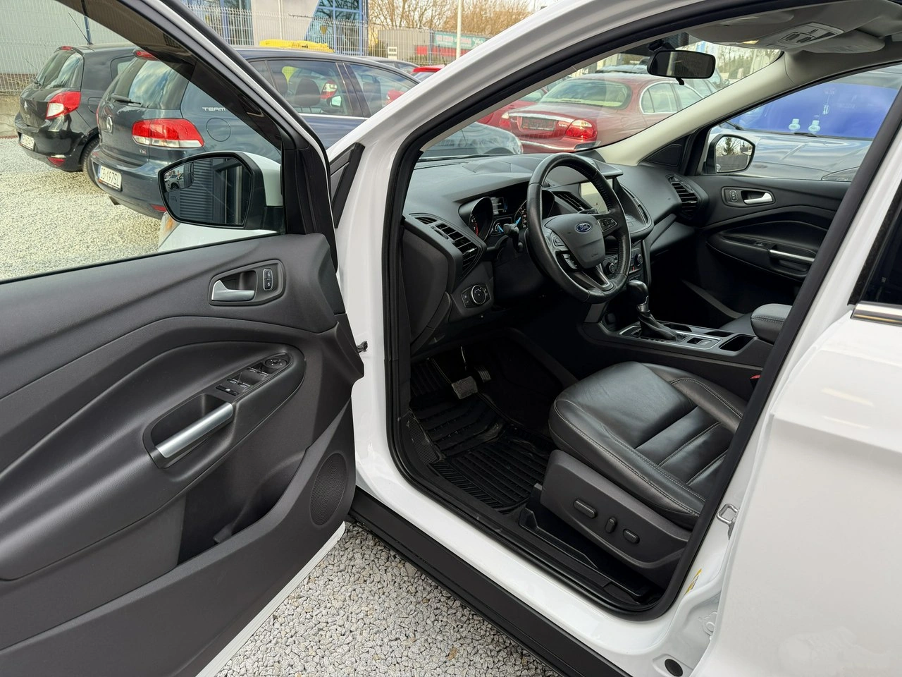 Ford Escape - Zdjęcie 9