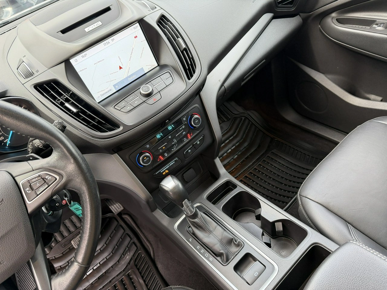 Ford Escape - Zdjęcie 19