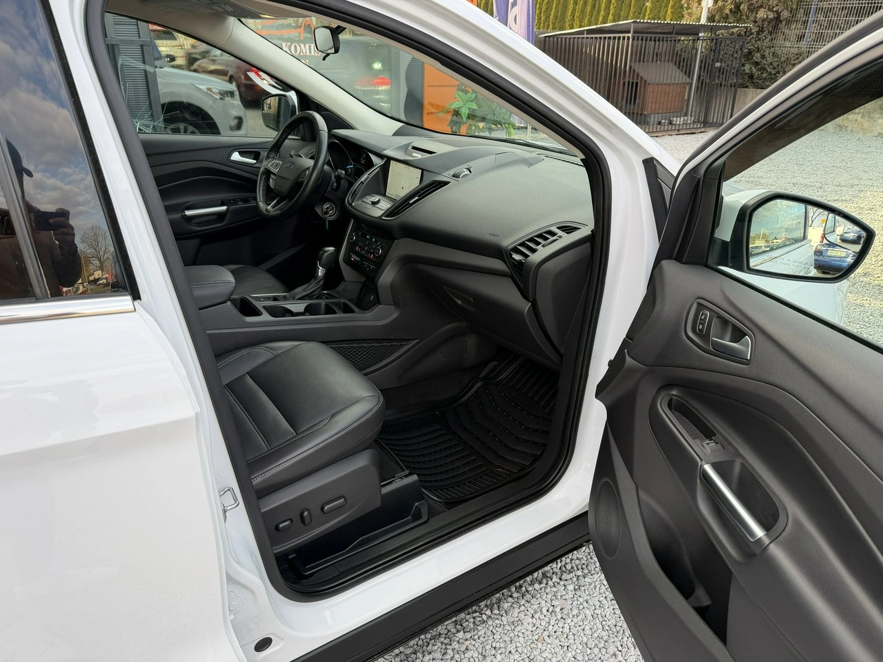 Ford Escape - Zdjęcie 22