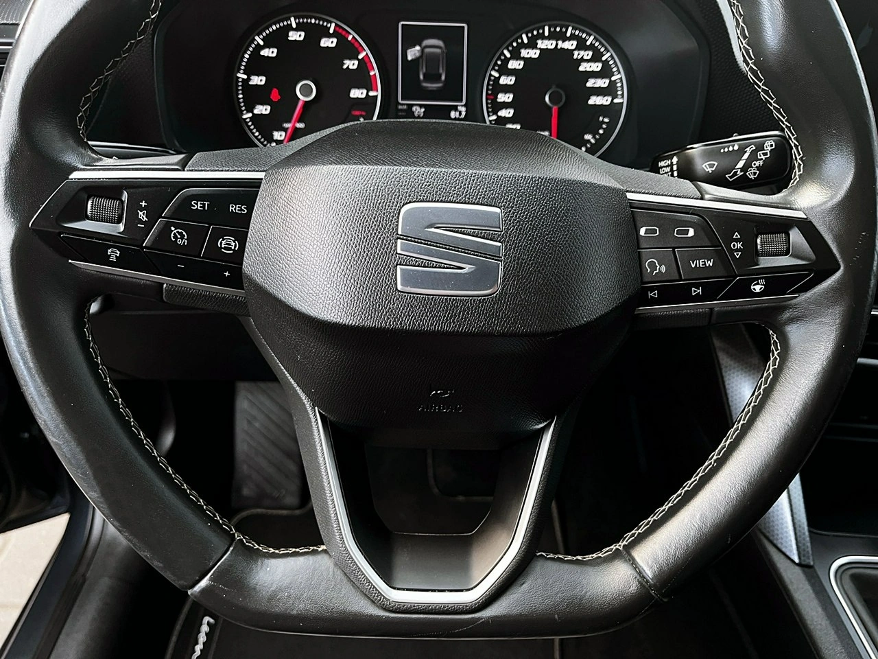 Seat Leon Sportstourer - Zdjęcie 17