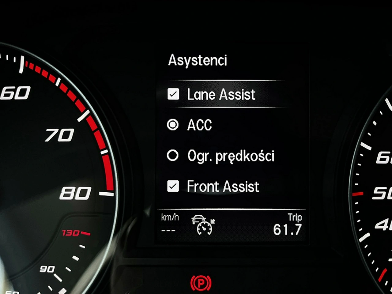 Seat Leon Sportstourer - Zdjęcie 33