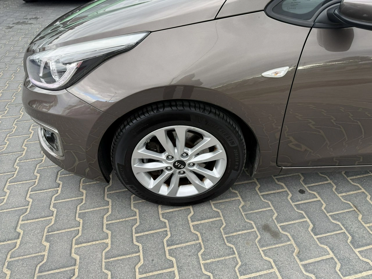 Kia Ceed - Zdjęcie 16