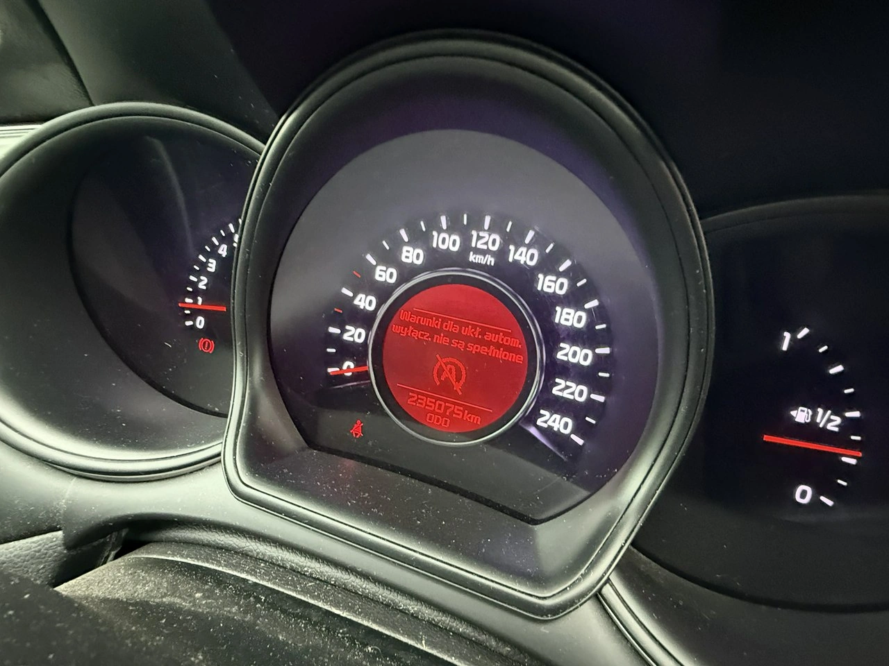 Kia Ceed - Zdjęcie 18