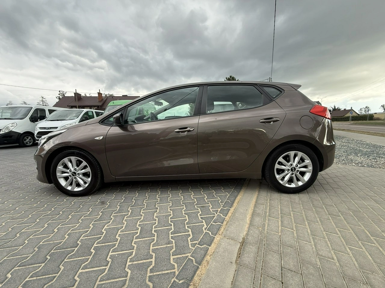 Kia Ceed - Zdjęcie 9