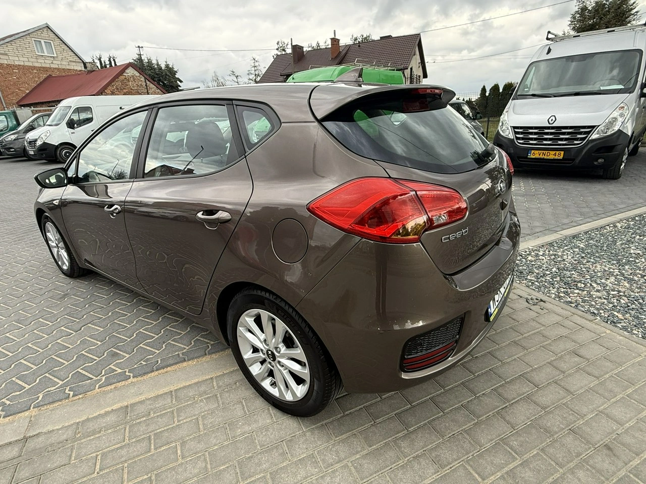 Kia Ceed - Zdjęcie 1