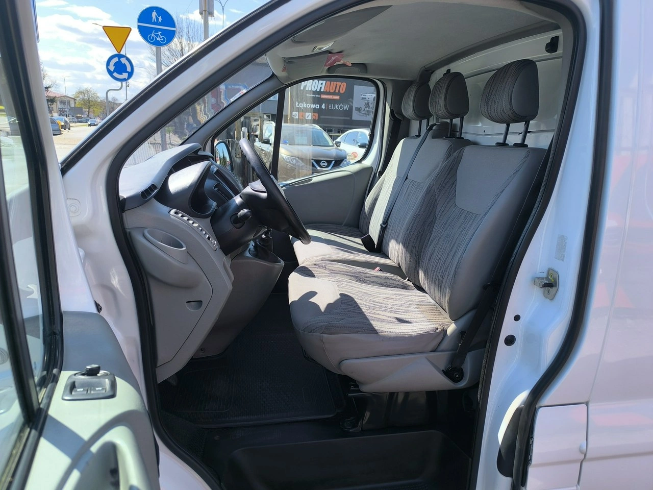 Nissan Primastar - Zdjęcie 15