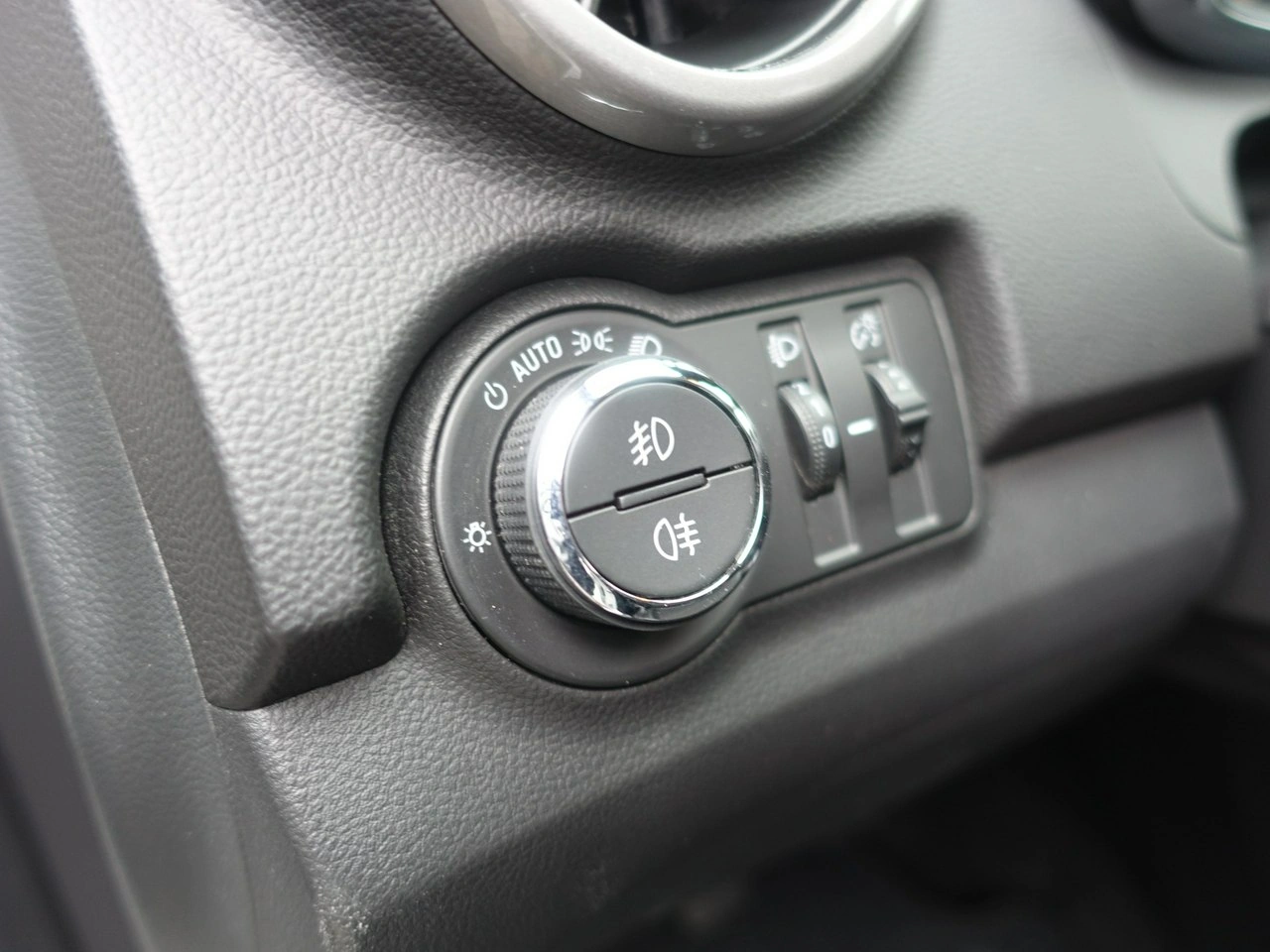 Chevrolet Trax - Zdjęcie 23