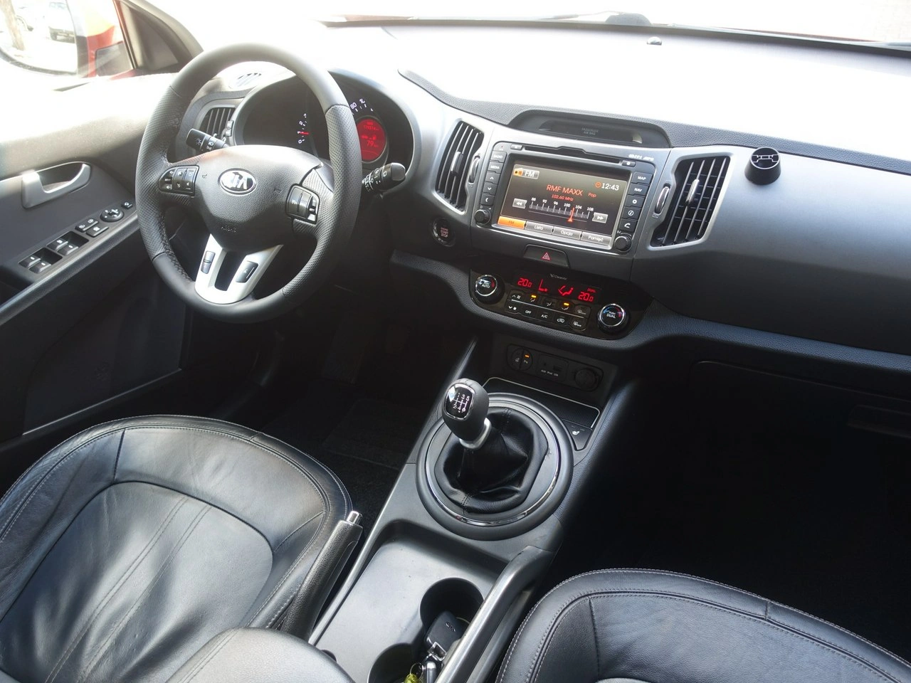 Kia Sportage - Zdjęcie 11