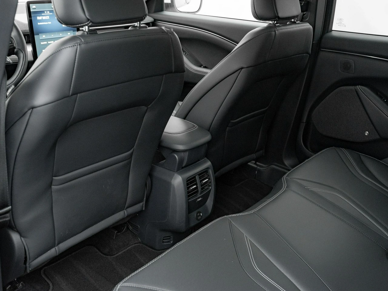 Ford Mustang Mach-E - Zdjęcie 24