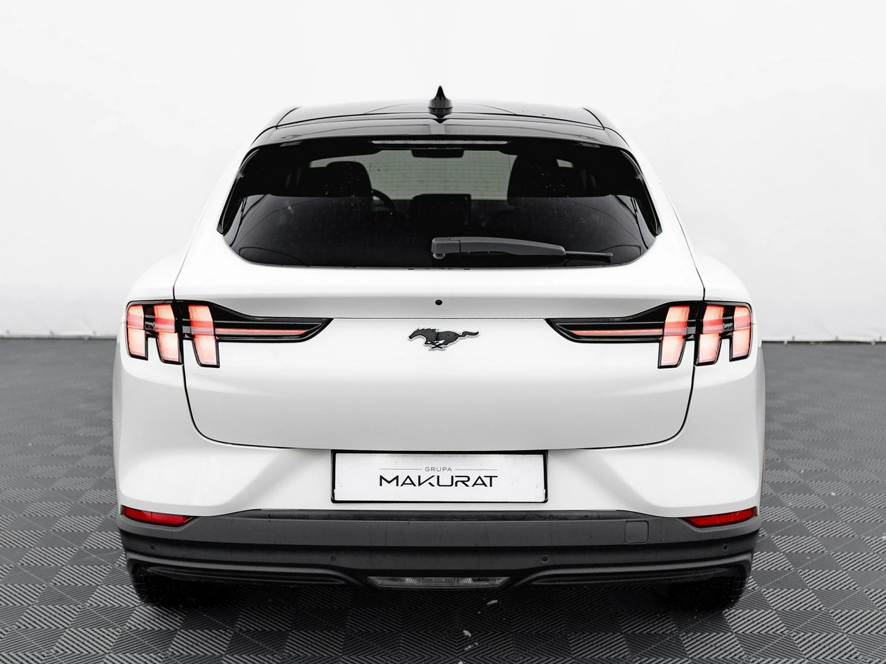 Ford Mustang Mach-E - Zdjęcie 8