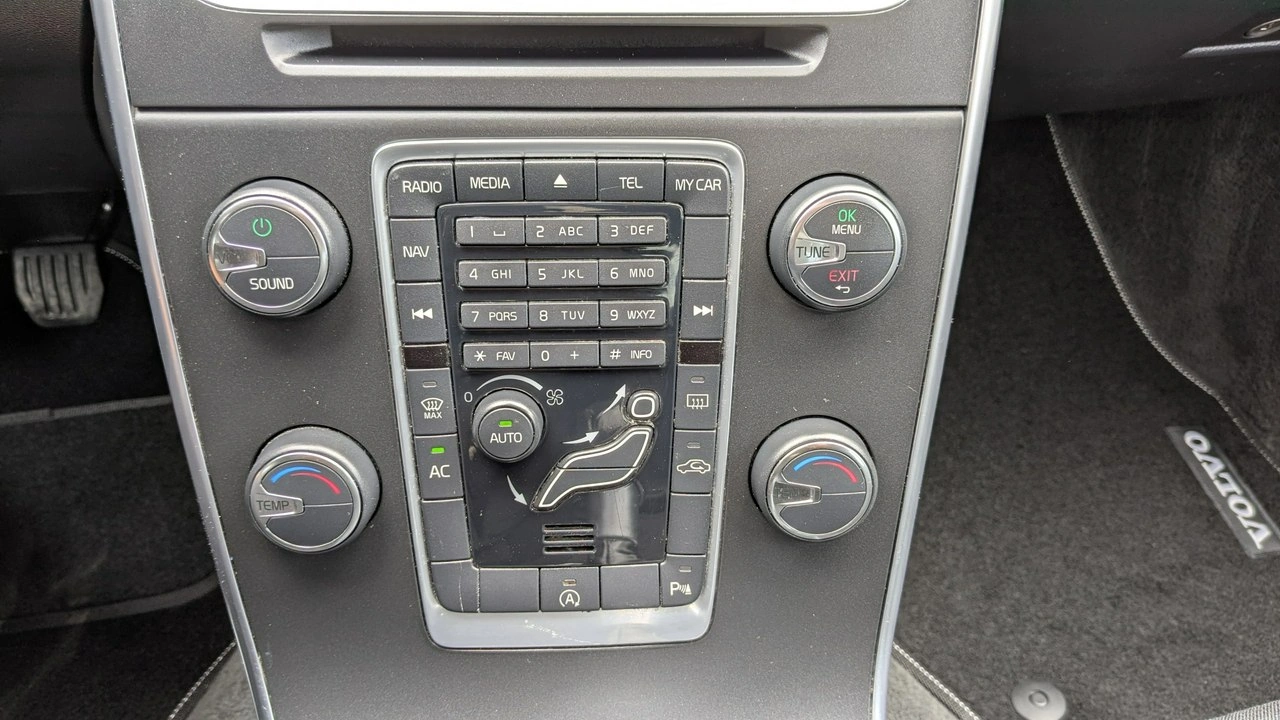 Volvo S60 - Zdjęcie 26