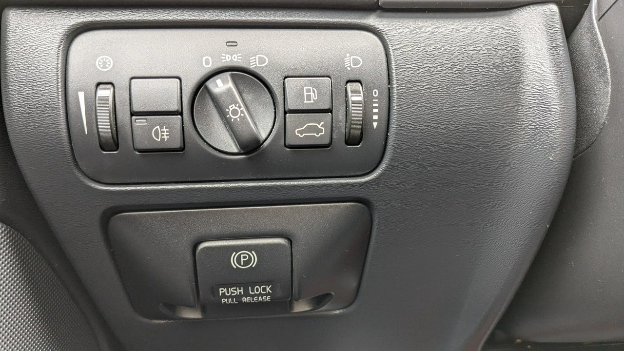 Volvo S60 - Zdjęcie 27