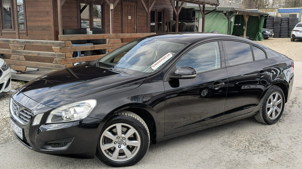 Volvo S60 - Zdjęcie 2