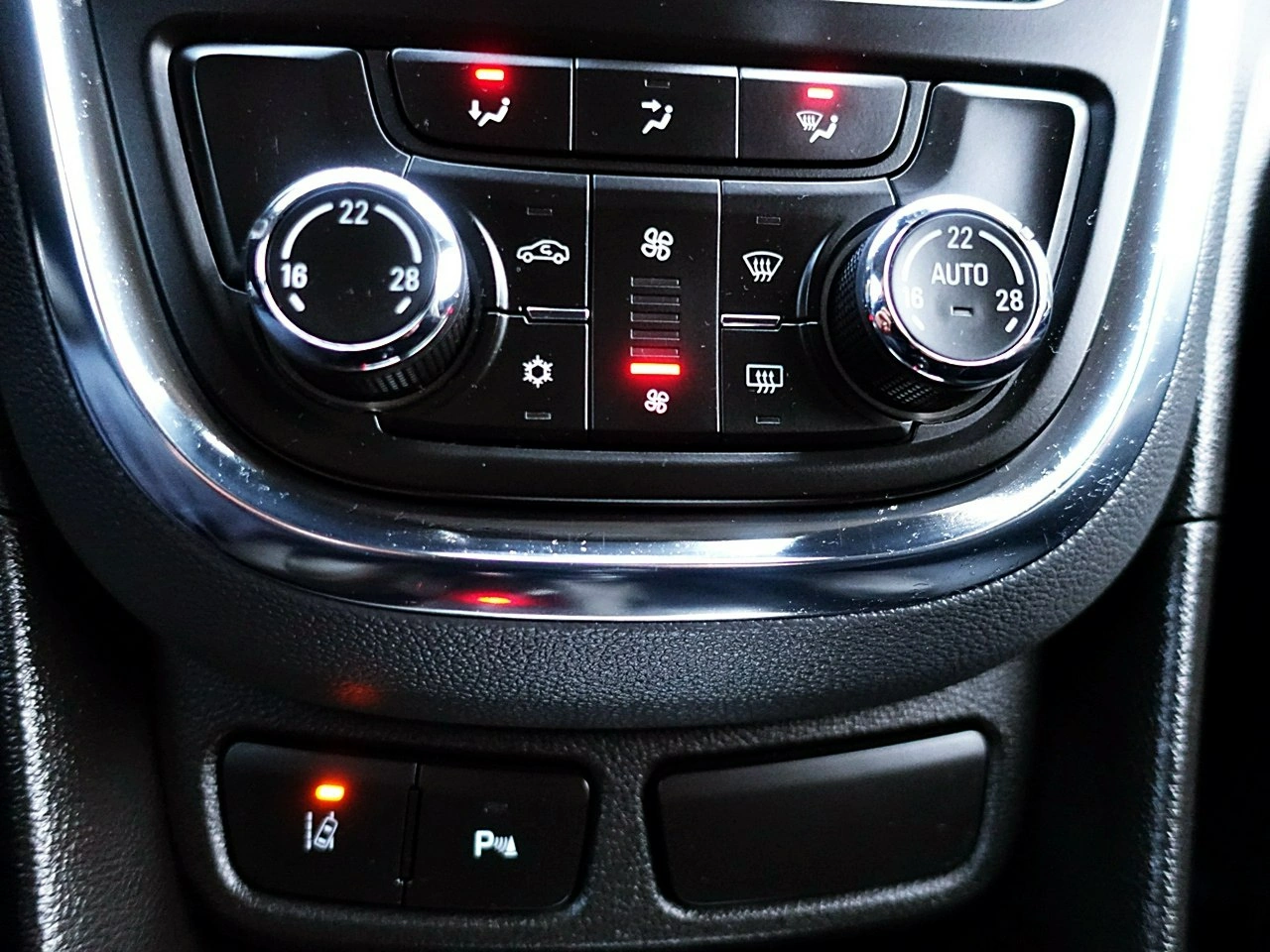 Opel Mokka - Zdjęcie 20