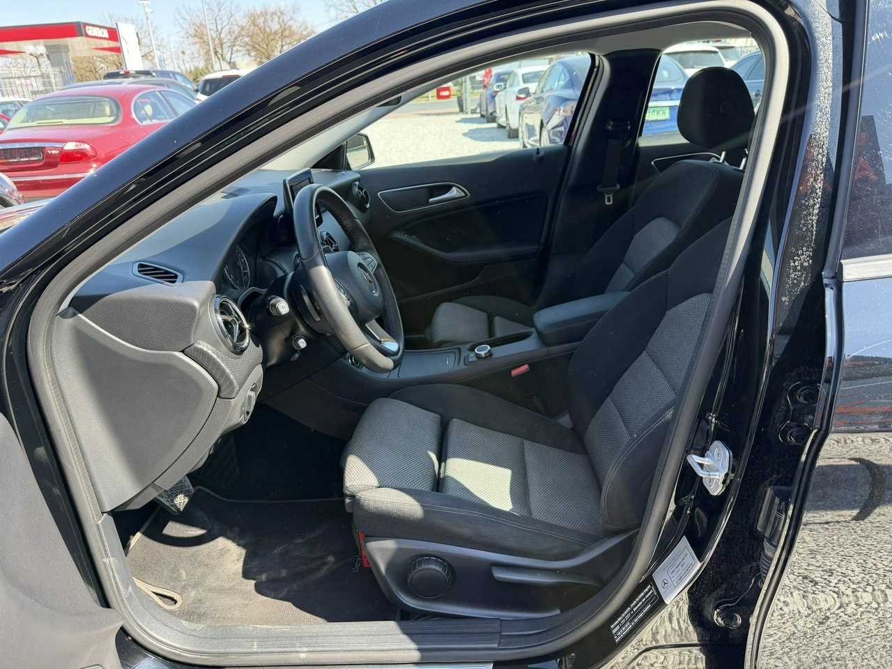 Mercedes GLA 200 - Zdjęcie 11