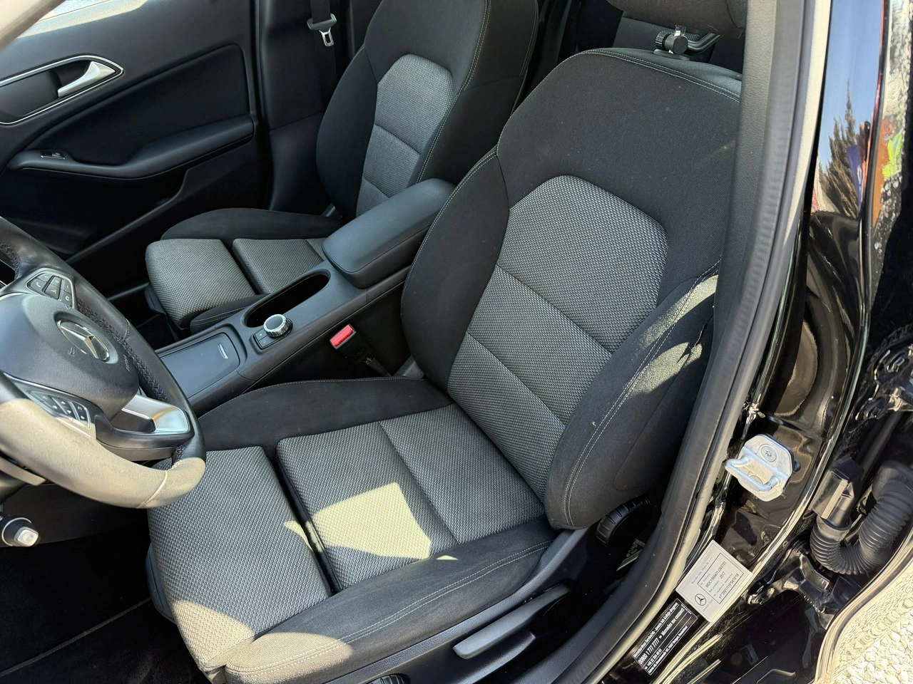 Mercedes GLA 200 - Zdjęcie 12