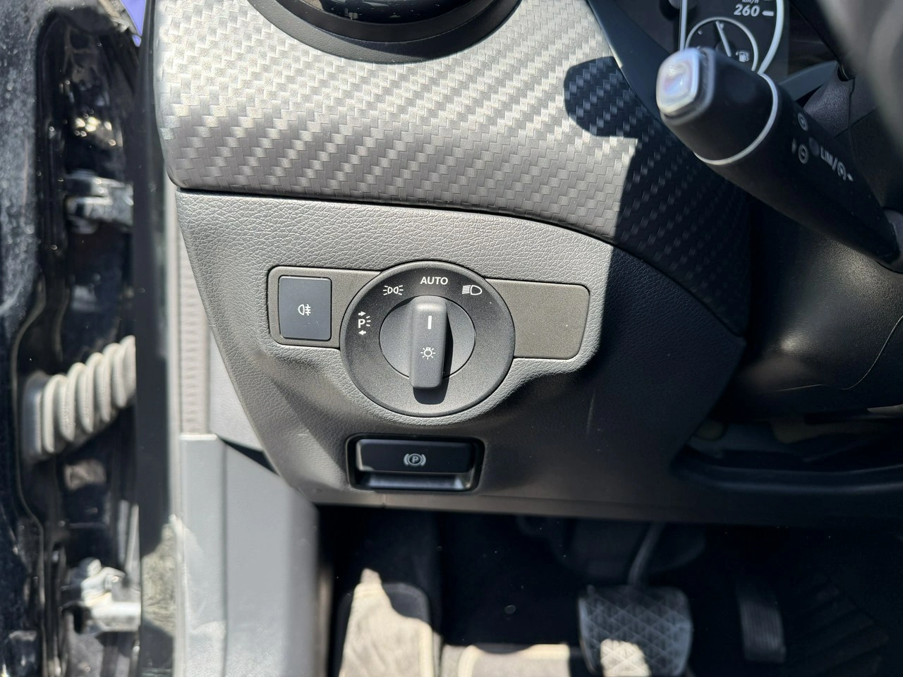 Mercedes GLA 200 - Zdjęcie 14