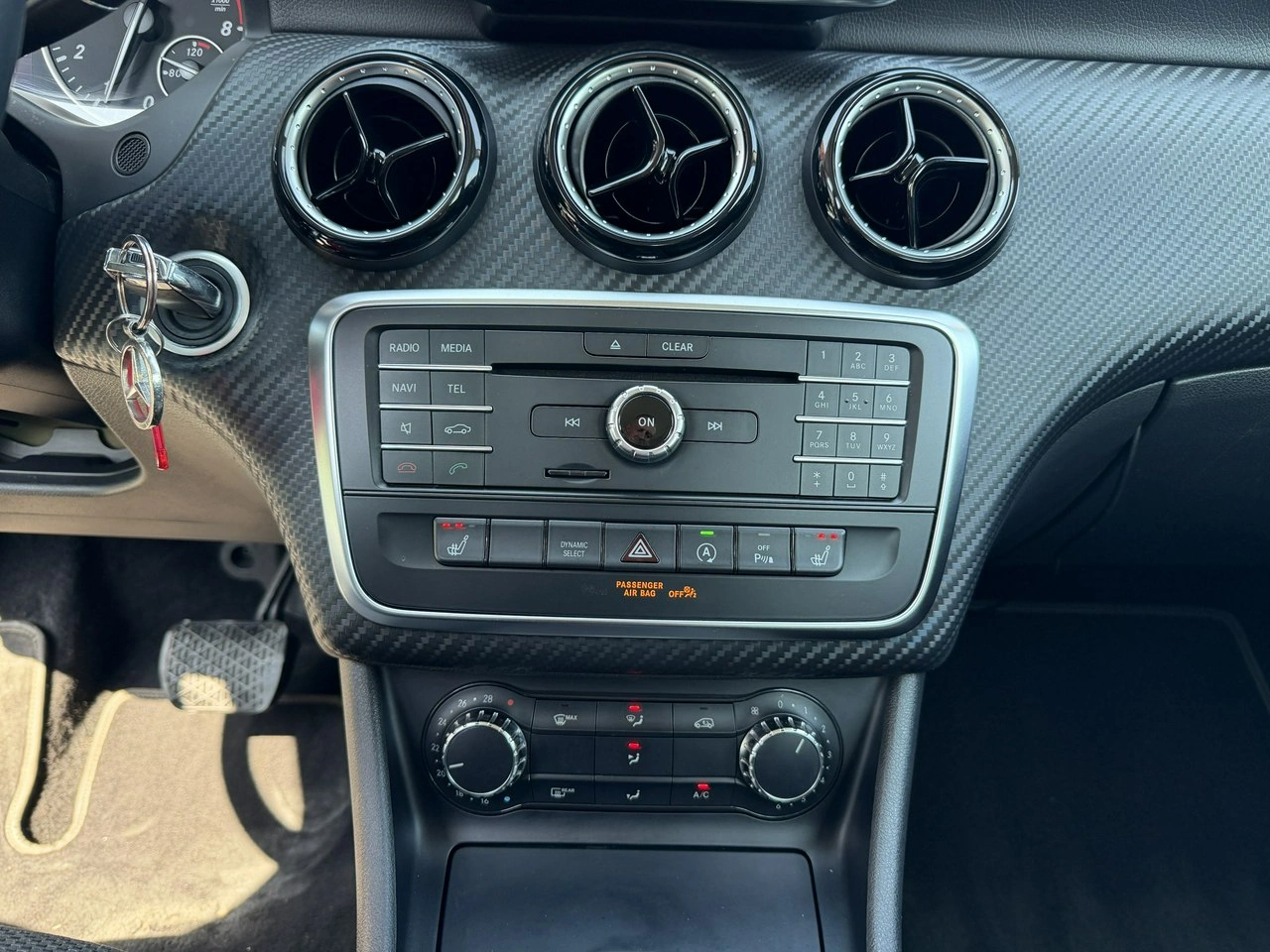 Mercedes GLA 200 - Zdjęcie 22