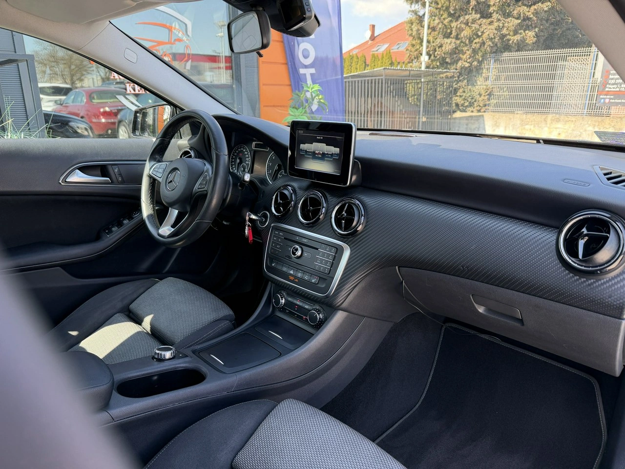 Mercedes GLA 200 - Zdjęcie 26