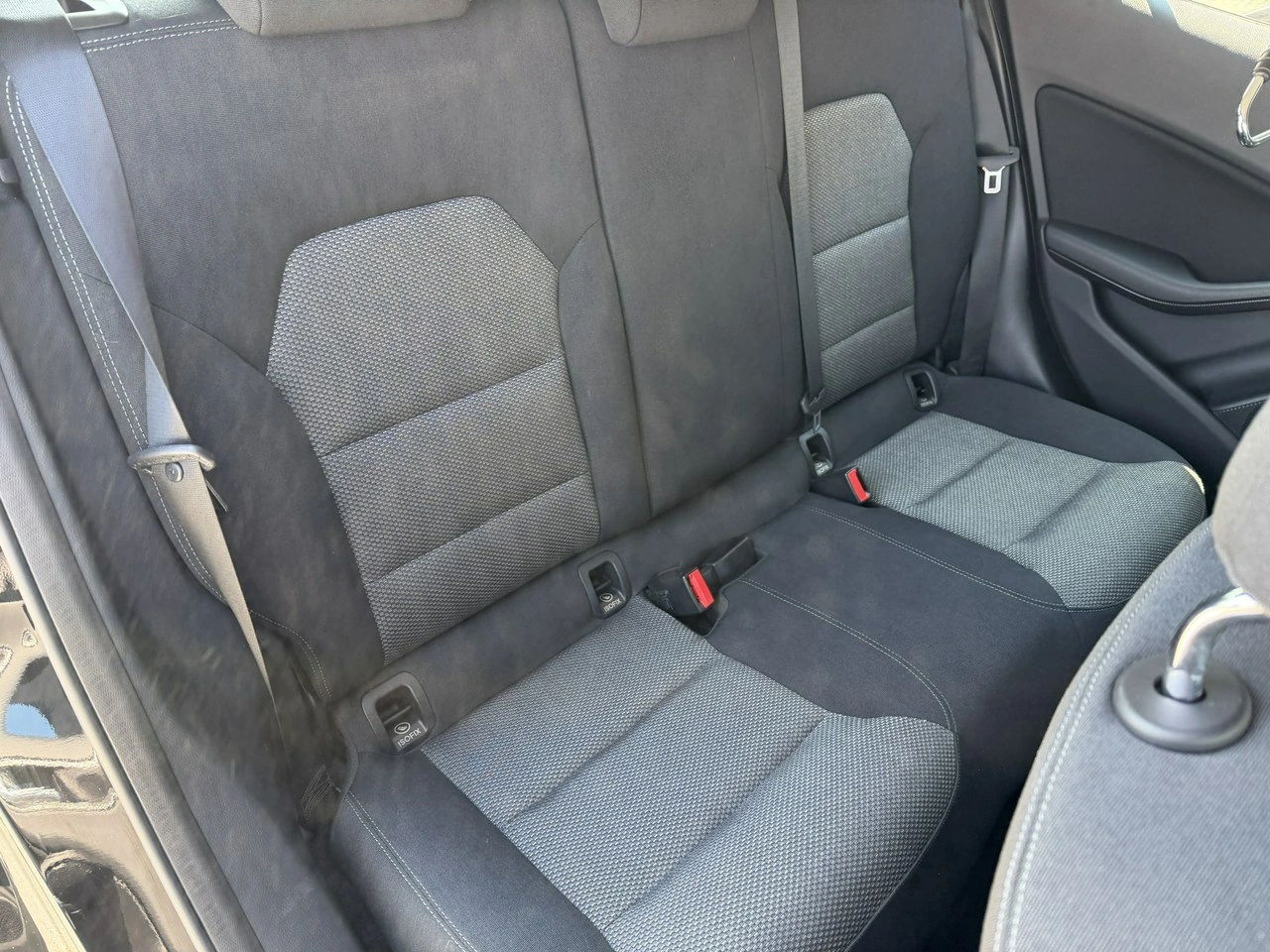 Mercedes GLA 200 - Zdjęcie 29