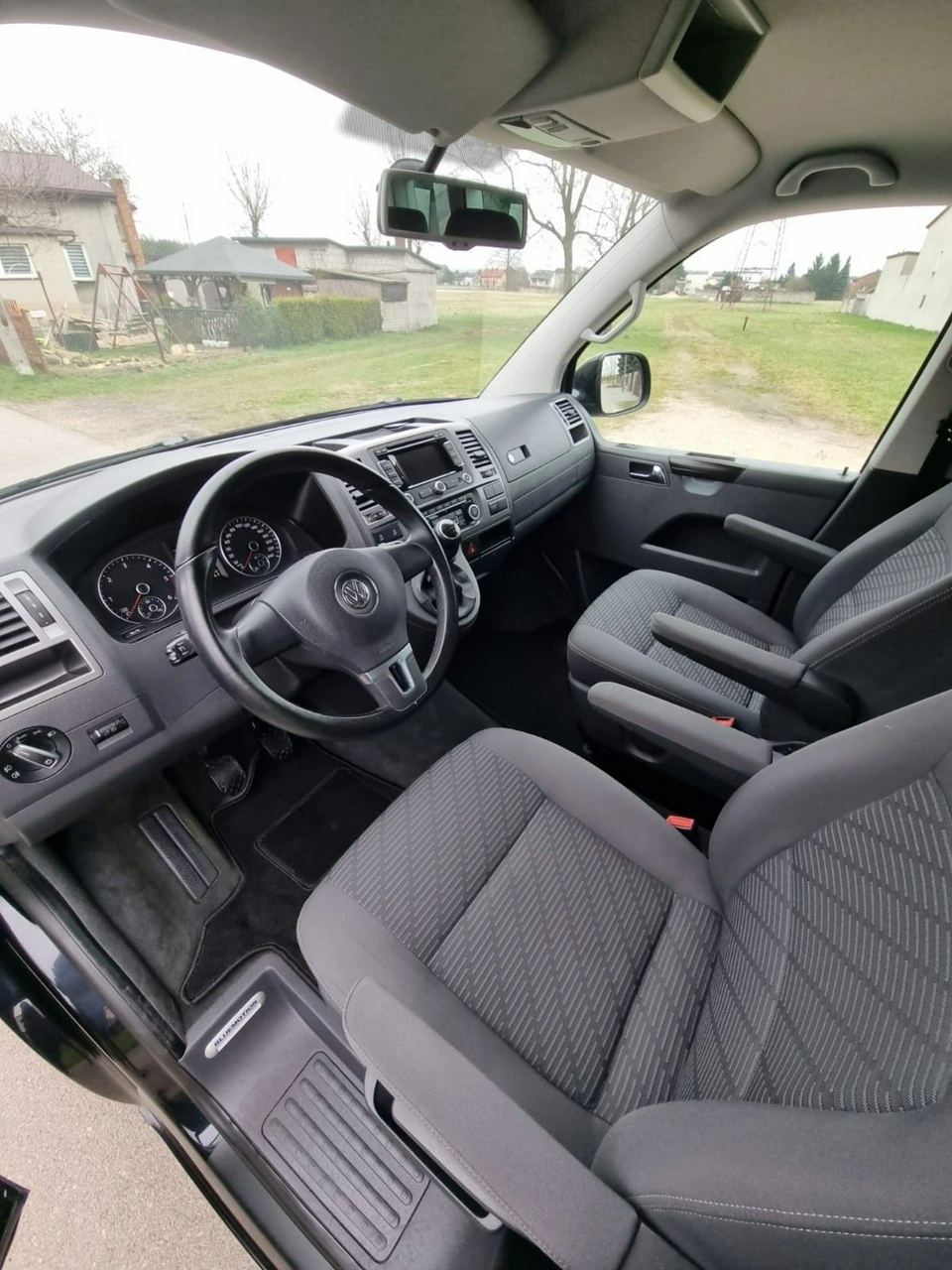 Volkswagen Multivan - Zdjęcie 10