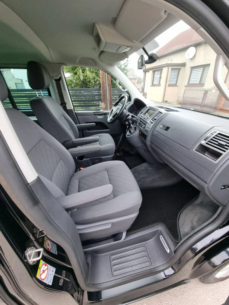 Volkswagen Multivan - Zdjęcie 15